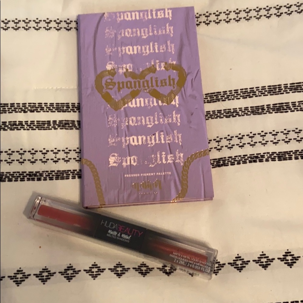 HUDA & Alamar Eyeshadow Palette